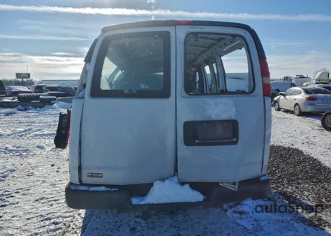 2008 GMC Savana G3500 z USA, uszkodzony, nr VIN 1GTHG35K881128213